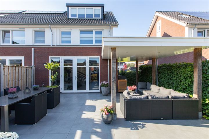 Bekijk foto 35 van Joannes van den Broekstraat 9