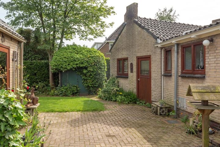 View photo 38 of Pier Panderstraat 34