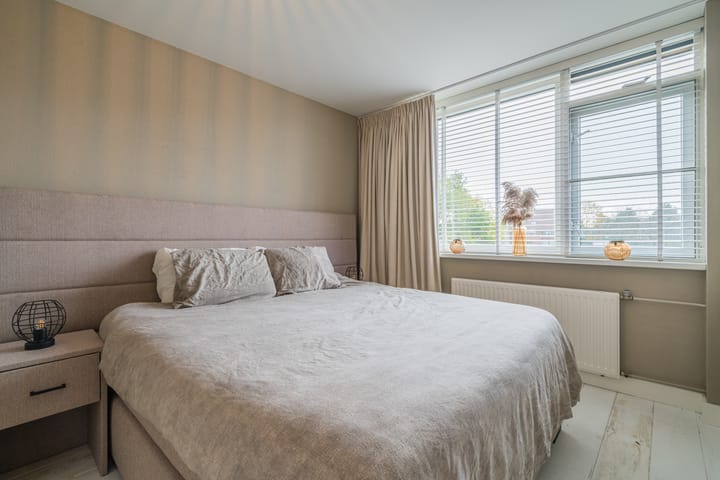 Foto 24 van Eekschillerslaan 32