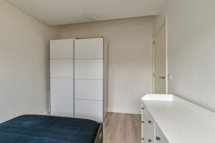 Foto 12 van Jan Steenstraat 9