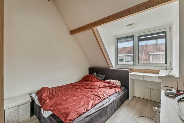 Foto 13 van Jan Steenstraat 9