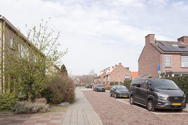 Bekijk foto 44 van Alberdingk Thijmstraat 14