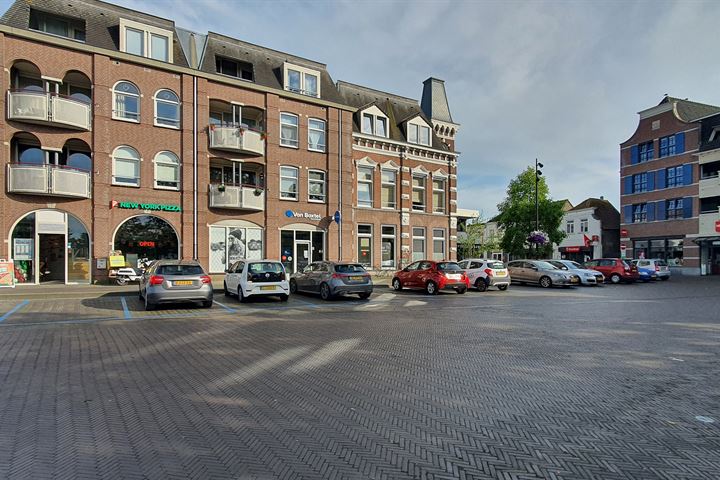 View photo 28 of Prof van Ginnekenstraat 6