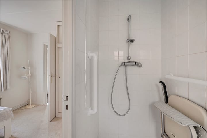 Foto 15 van Rozenlaan 10