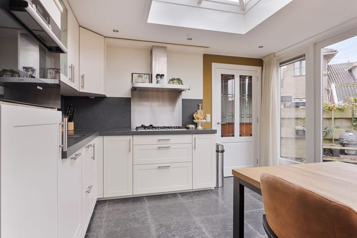 Foto 3 van Spoorlaan 15