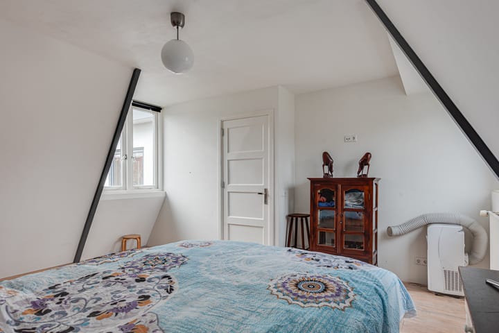 Foto 24 van Borneostraat 1-A