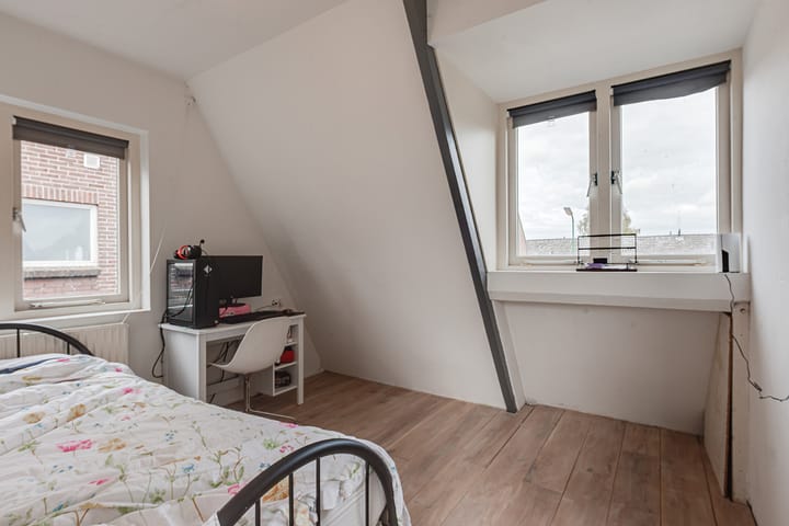 Foto 25 van Borneostraat 1-A