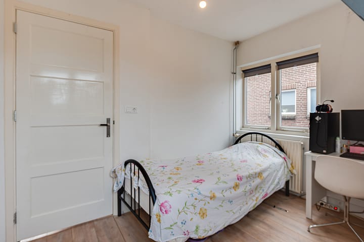 Foto 26 van Borneostraat 1-A