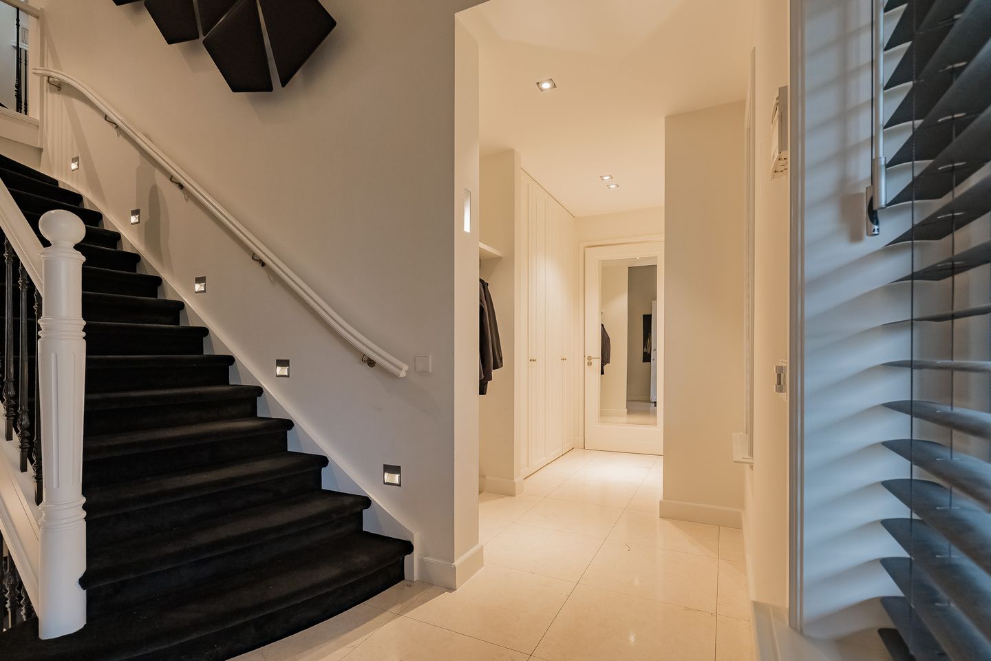 Photo 10 of Prins Hendrikweg 34