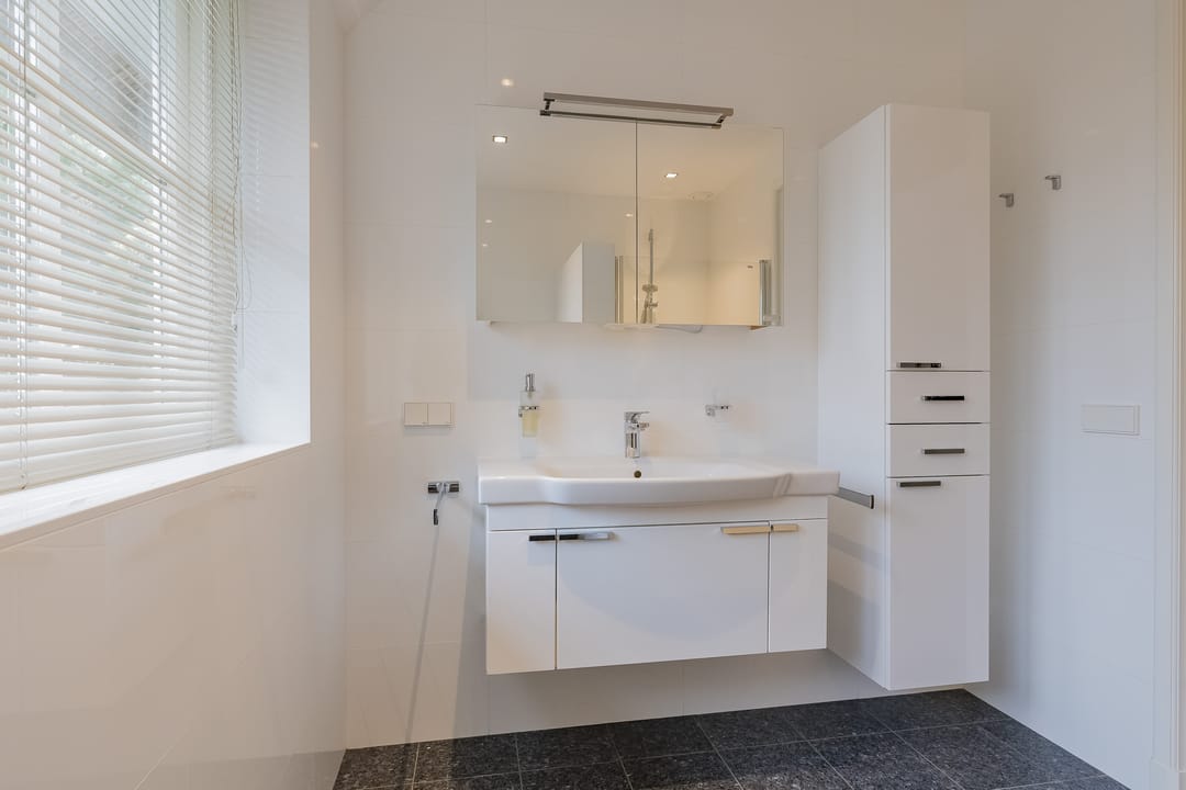 Photo 46 of Prins Hendrikweg 34