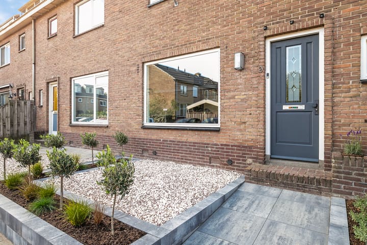 Foto 5 van Irenestraat 9