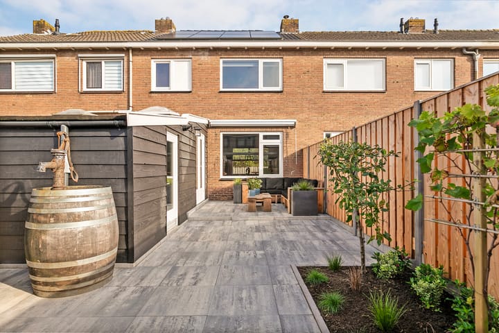 Foto 33 van Irenestraat 9