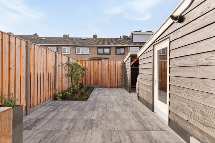 Foto 35 van Irenestraat 9