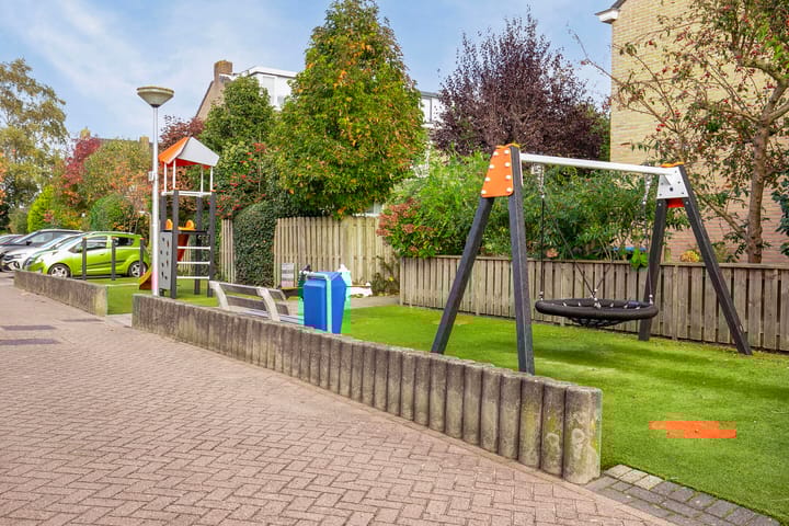 Foto 38 van Irenestraat 9