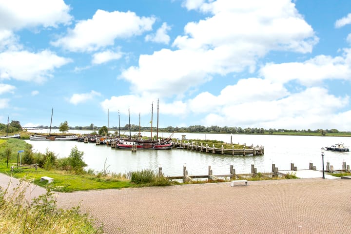 Foto 89 van Molenstraat 2