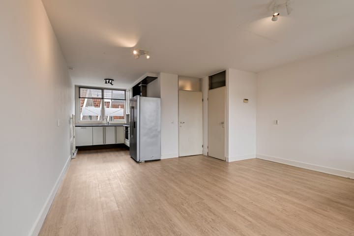 Foto 4 van Canadaplein 17