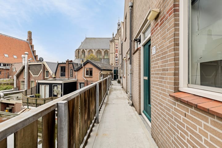 Foto 7 van Canadaplein 17