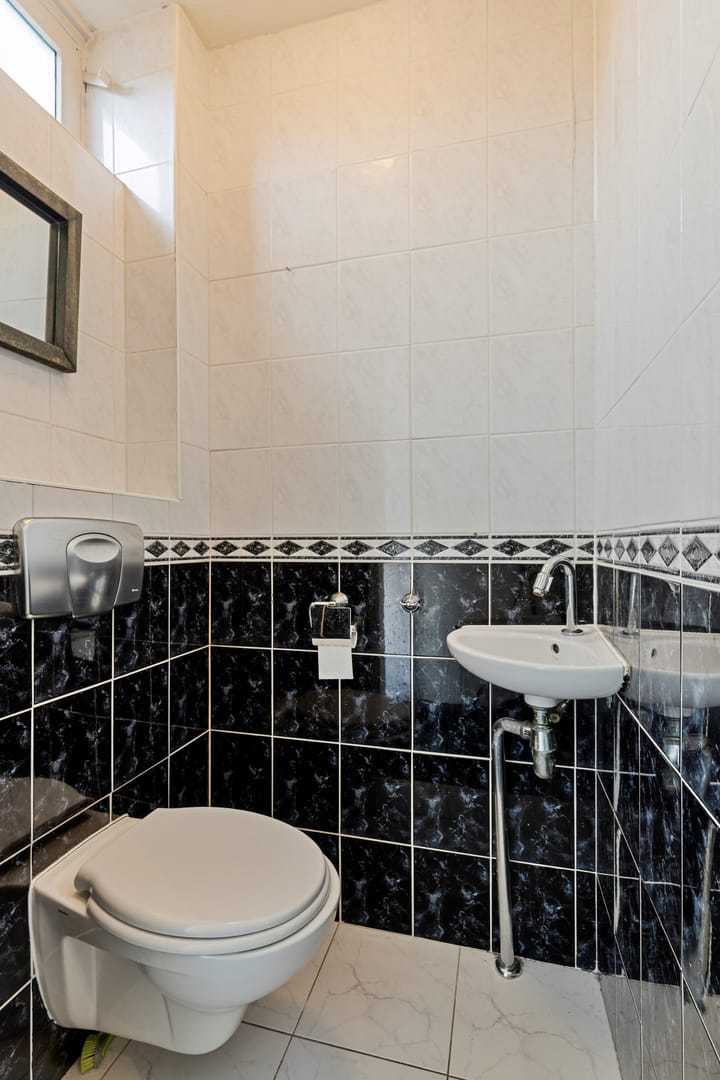 Foto 9 van Canadaplein 17