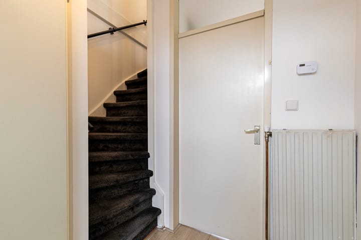 Foto 10 van Canadaplein 17