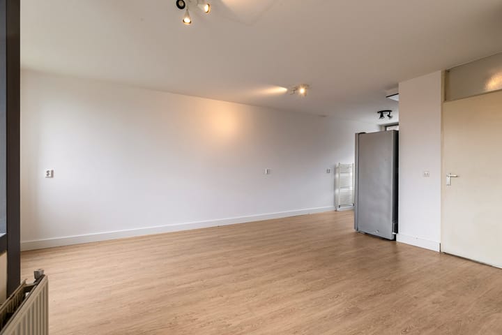 Foto 14 van Canadaplein 17