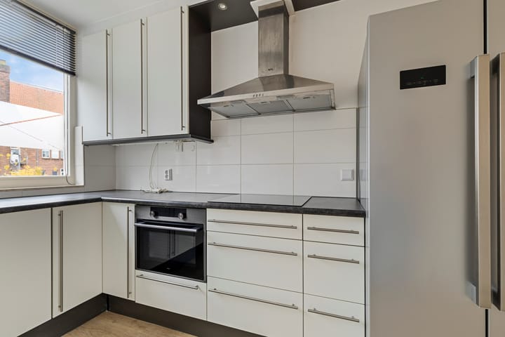 Foto 16 van Canadaplein 17