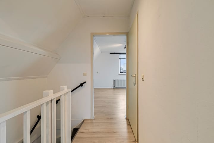 Foto 17 van Canadaplein 17