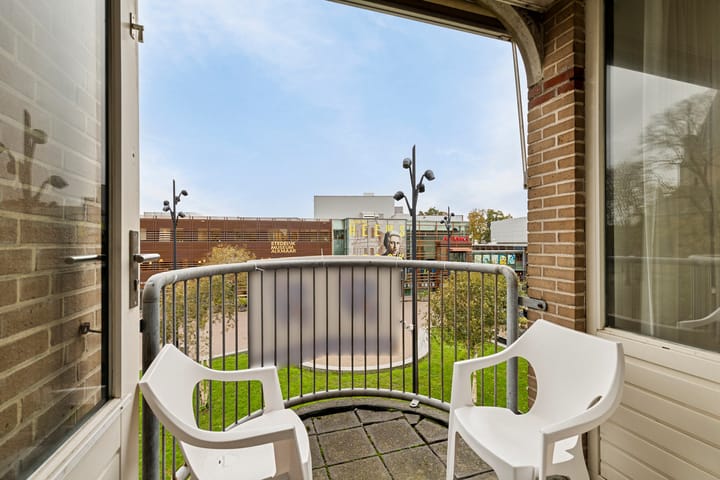 Foto 28 van Canadaplein 17