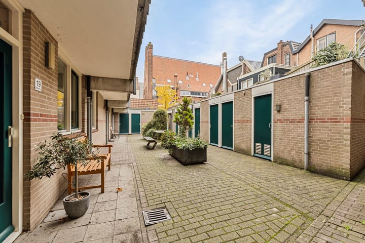 Foto 31 van Canadaplein 17