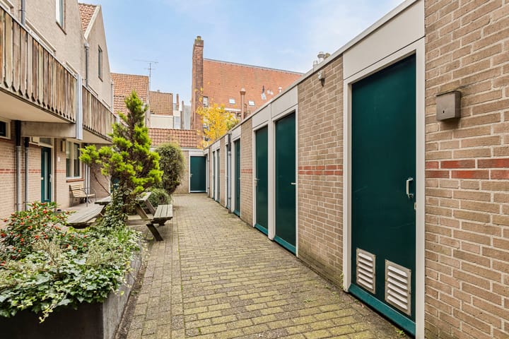 Foto 32 van Canadaplein 17