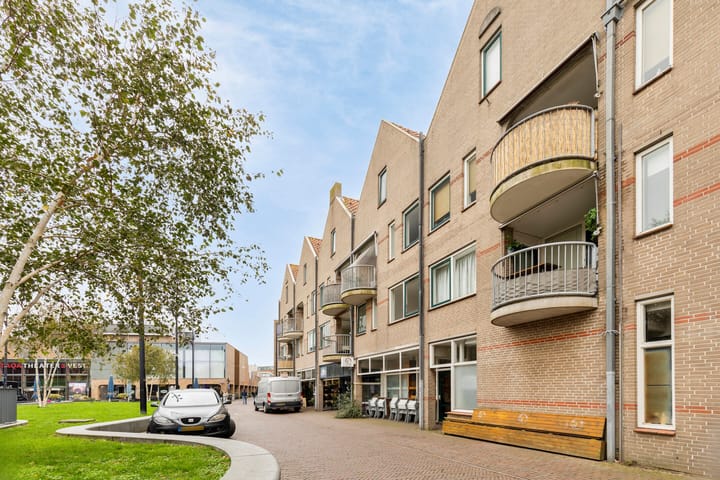 Foto 38 van Canadaplein 17