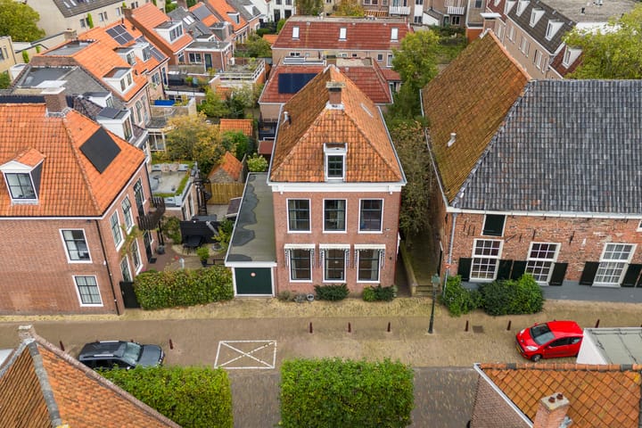 Foto 2 van Bredeplaats 2