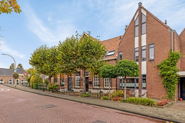 Bekijk foto 36 van Dijkstraat 5