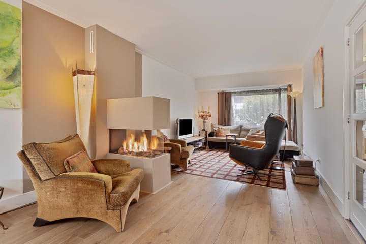 Foto 7 van Azelmastraat 13