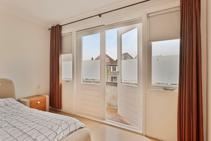 Foto 27 van Azelmastraat 13