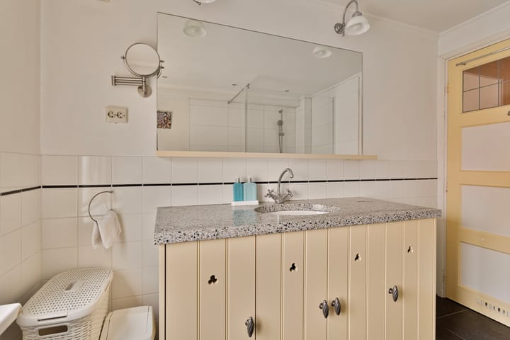 Foto 31 van Azelmastraat 13