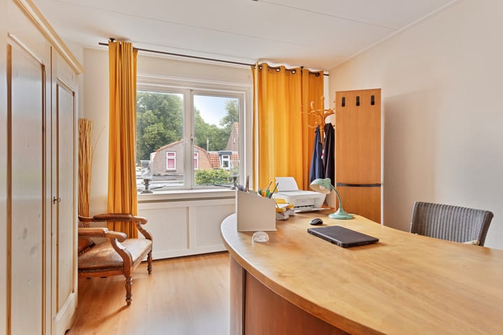 Foto 32 van Azelmastraat 13