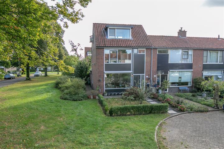 Bekijk foto 36 van Klaprooslaan 37