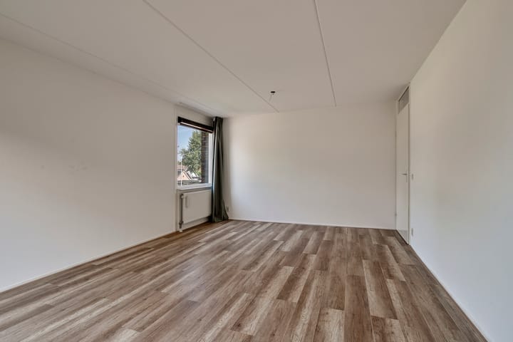 Foto 15 van Stadswal 55-E