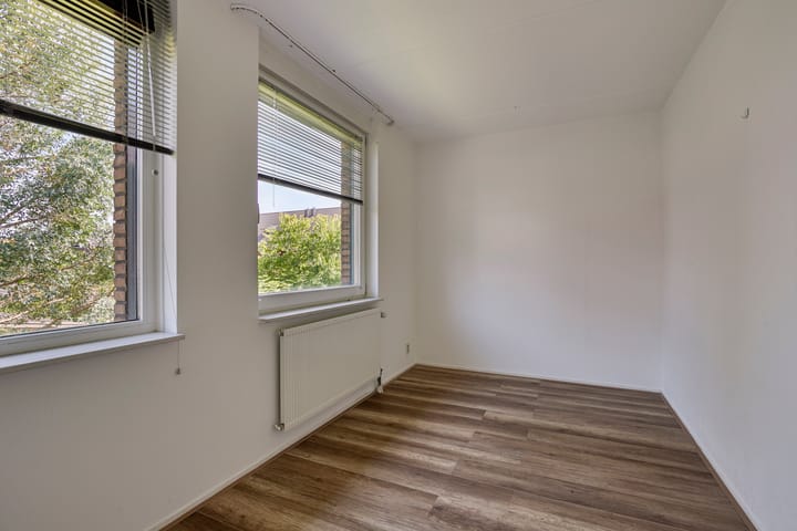 Foto 18 van Stadswal 55-E