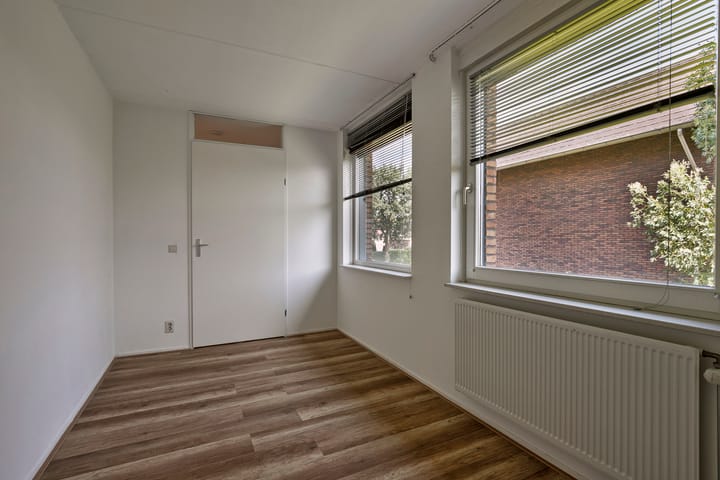 Foto 19 van Stadswal 55-E