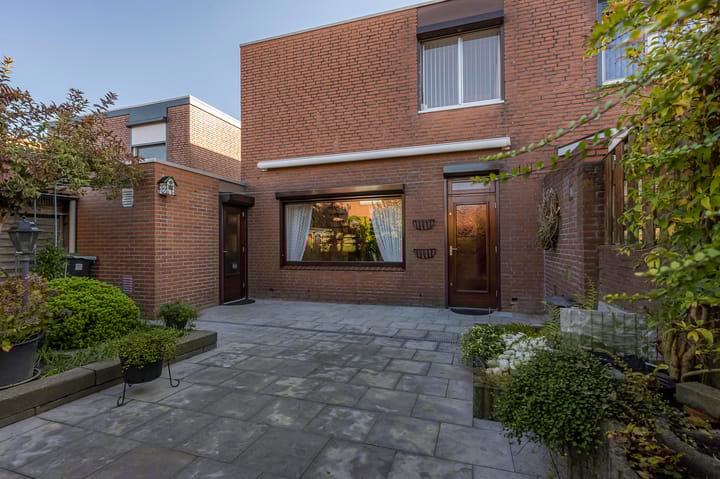 Foto 24 van Wolfsmelk 57