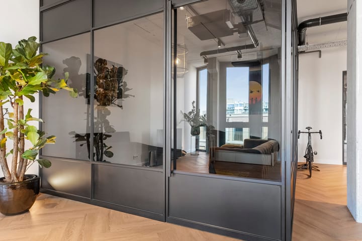 Foto 13 van Surinamepad 154