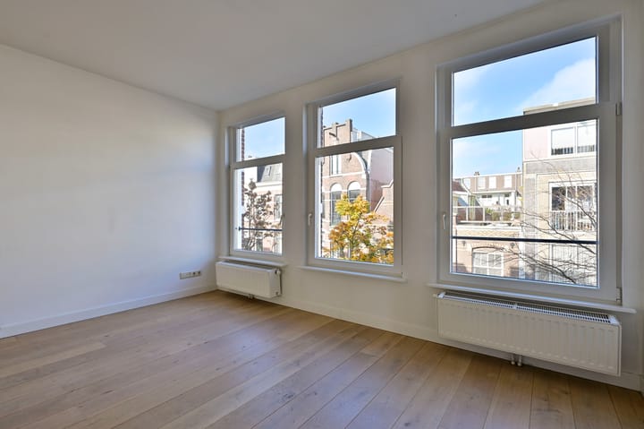 Foto 6 van Van Ostadestraat 110-D