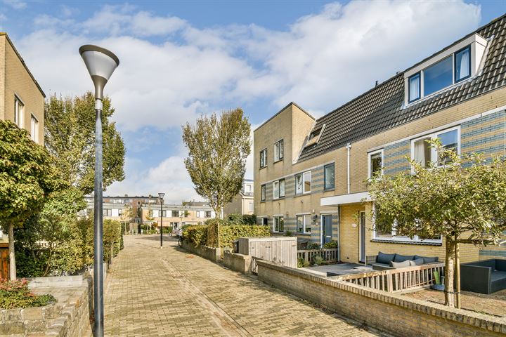 Bekijk foto 30 van Martinus Nijhoffstraat 31