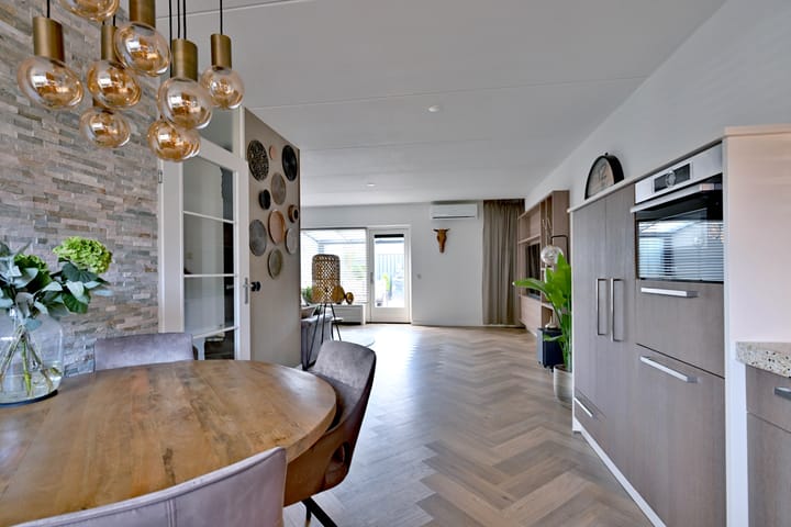 Foto 9 van Willem Roelofsstraat 27