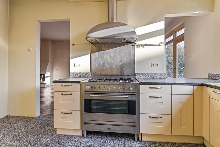 Foto 16 van Johan Frisostraat 20