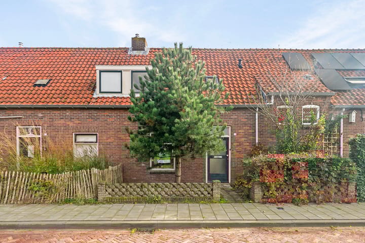 Photo 1 of Monseigneur Luijpenstraat 11