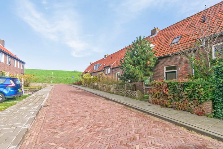 Photo 6 of Monseigneur Luijpenstraat 11