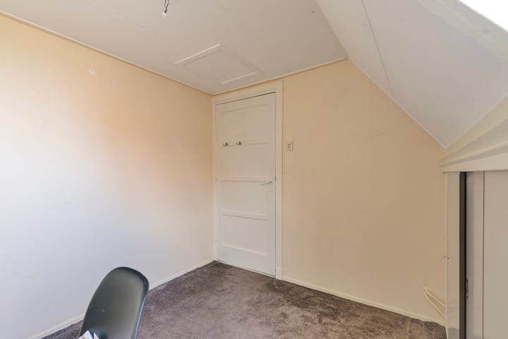 Photo 22 of Monseigneur Luijpenstraat 11