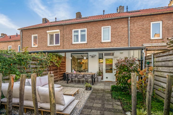 Foto 38 van Thomas à Kempislaan 32